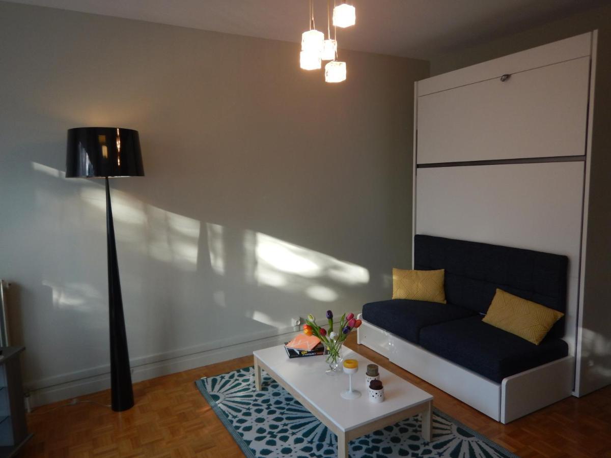 Studio Quartier Chateau - Wifi - Garage Individuel A Cle - Electromenager Complet 포 외부 사진